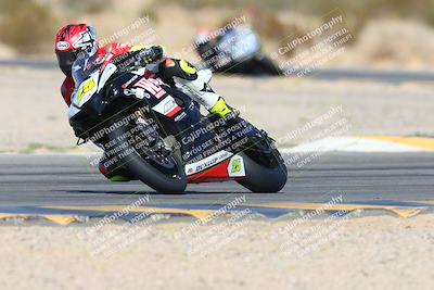 media/Oct-19-2024-CVMA (Sat) [[7df39c5a0d]]/Race 4-Formula Middleweight/